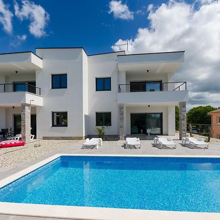 Apartments Residence Romance Pinezići Zewnętrze zdjęcie
