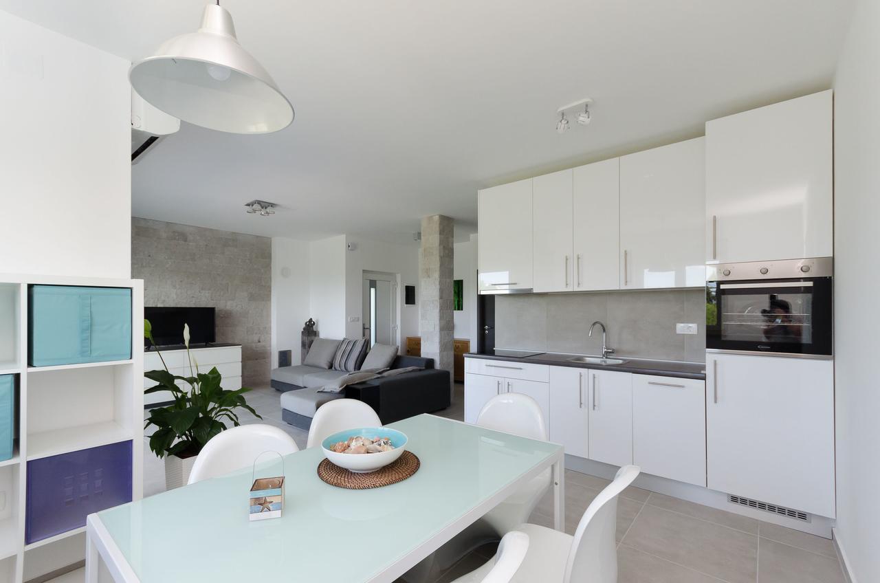 Apartments Residence Romance Pinezići Zewnętrze zdjęcie
